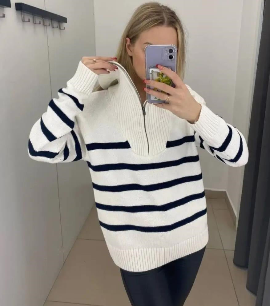 Damen gestreifter Pullover mit hohem Kragen und Reißverschluss EB