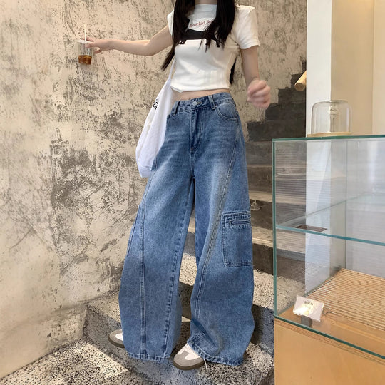 Damen Weite Jeanshose mit tiefem Schritt und praktischen Cargotaschen EB
