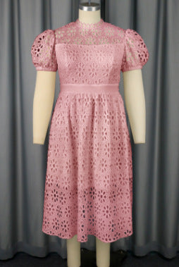 Damen Elegantes Kleid mit Blumenbordüren und Puffärmeln EB