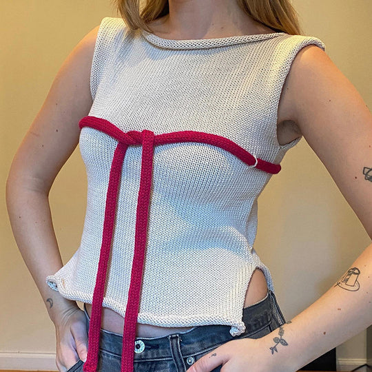 Damen Strickoberteil mit raffinierten Knoten- und Schleifendetails EB