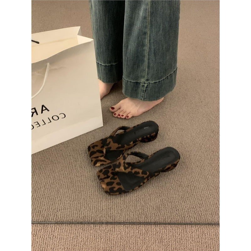Damen elegante flache Sandalen mit kreativen Leopardenmuster EB