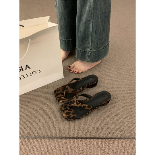 Damen elegante flache Sandalen mit kreativen Leopardenmuster EB