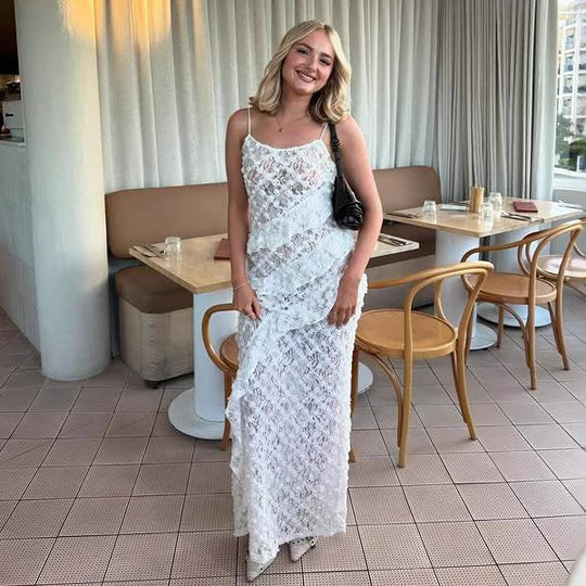 Damen Elegantes Spitzen-Maxikleid mit asymmetrischen Drapierungen EB