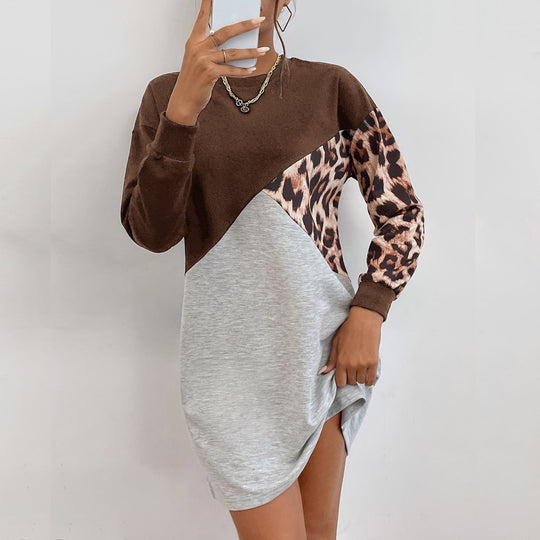 Damen lässiges Sweatshirtkleid mit modischem Tiermuster und asymmetrischem Design EB