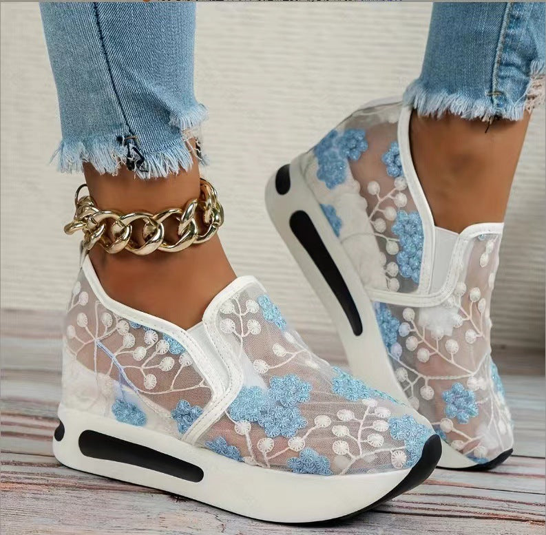 Damen Komfortable Sneaker mit floralem Stickmuster und rutschfester Sohle EB