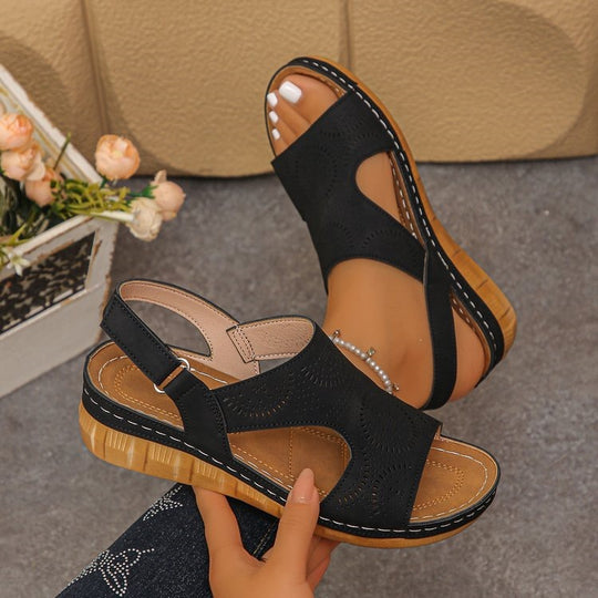 Damen Wedge-Sandalen mit komfortablem Fußbett und atmungsaktiven Ausschnitten EB