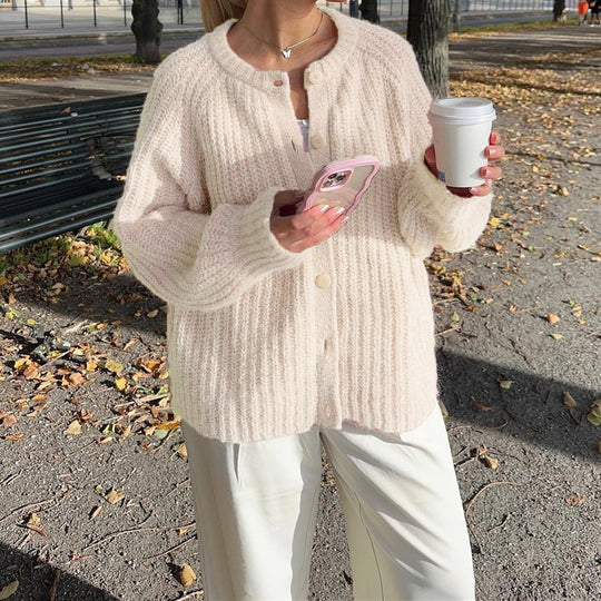 Damen Oversize Mohair-Effekt Strickjacke mit Rippenstruktur und Rundhalsausschnitt EB