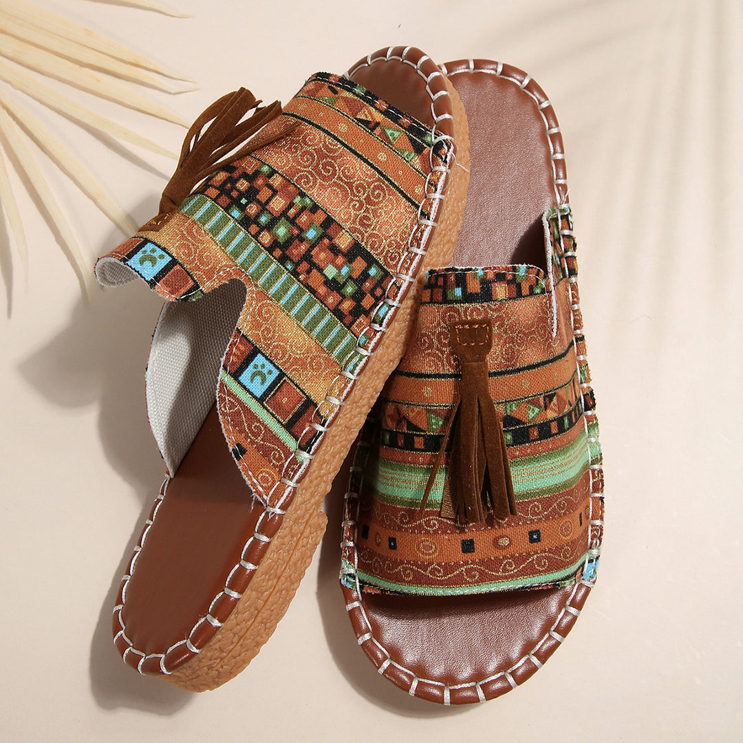Damen Modische Clogs mit folkloristischem Muster EB
