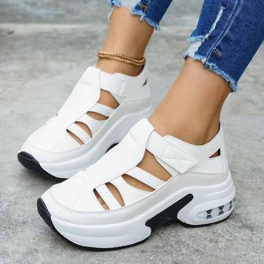 Damen Sportliche Sneaker mit atmungsaktiven Cut-Outs und komfortabler Dämpfung EB