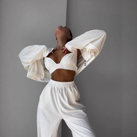 Damen kurzes Samt-Cropped-Zipshirt mit weitem High‑Waist Palazzo‑Hose Zweiteiler Eichborn Berlin