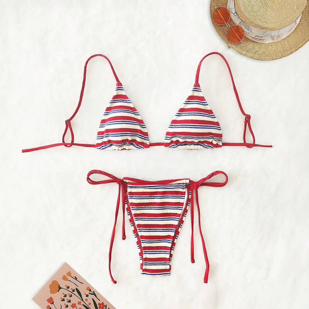 Damen Triangel-Bikini-Set mit verspieltem Design und regulierbaren Trägern EB