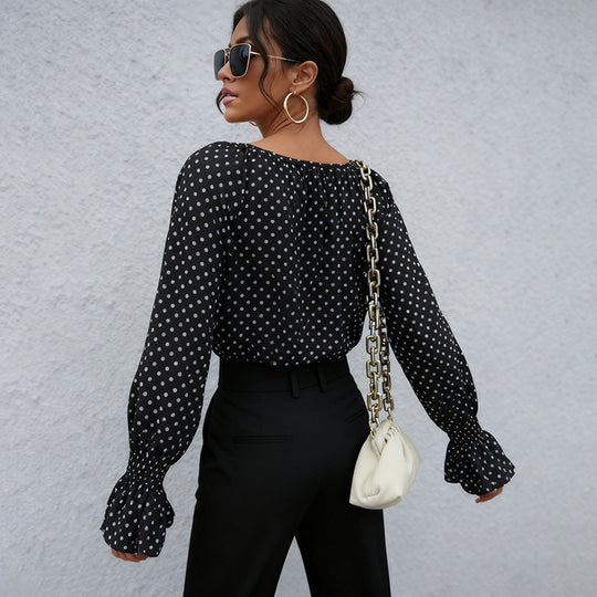 Damen Chiffonbluse mit Polka-Dots, Bindeband-Ausschnitt und smockgesmokten Manschetten EB