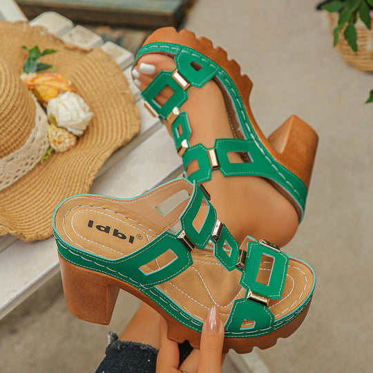 Damen Plattform-Sandalen mit trendigen Riemen und geschmackvollem Design EB