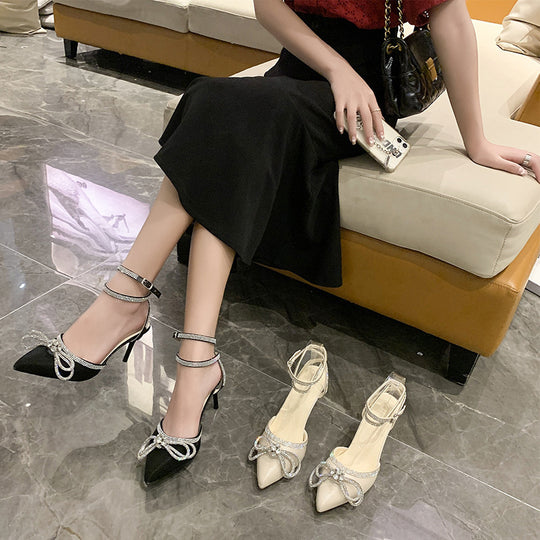 Damen nan spitze Riemchen-Pumps mit funkelnder Strass-Schleifenapplikation und verstellbarem Knöchelriemen EB