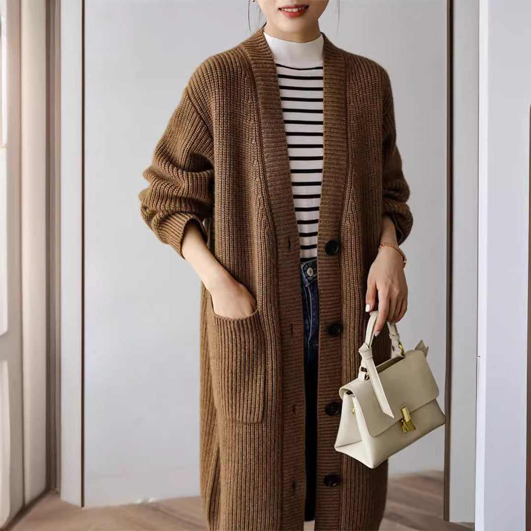 Damen Strickmantel mit praktischen Seitentaschen und eleganten Knopfdetails EB