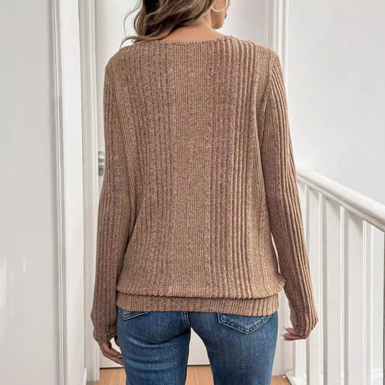Damen Strickpullover mit dekorativem Ausschnitt EB