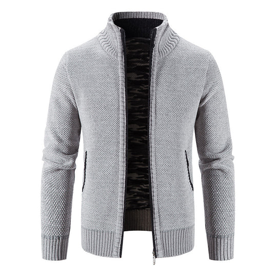 Herren Strickjacke mit hohem Kragen und praktischen Reißverschlusstaschen EB