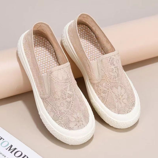 Damen Leichte Slip-On Sneakers mit atmungsaktivem Spitzendesign EB