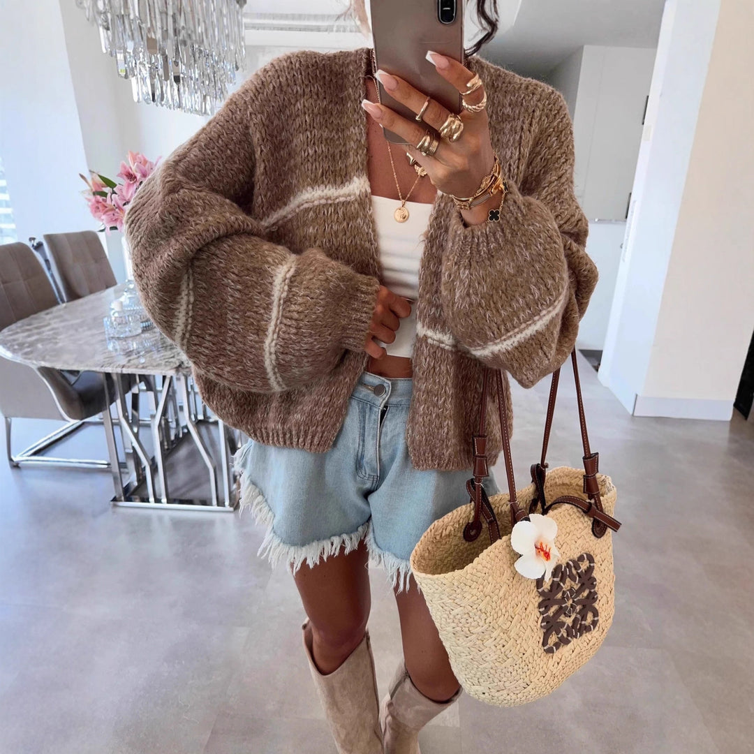 Damen Grobstrickjacke mit lässigem Schnitt und modischem Streifenmuster EB