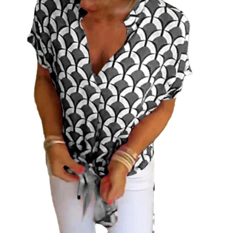Damen nan kurzärmeliges geometrisches Blusenshirt mit Knotenbund und Stehkragen EB