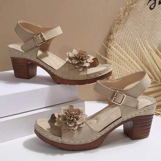 Damen modische Sandaletten mit Blumenapplikation EB