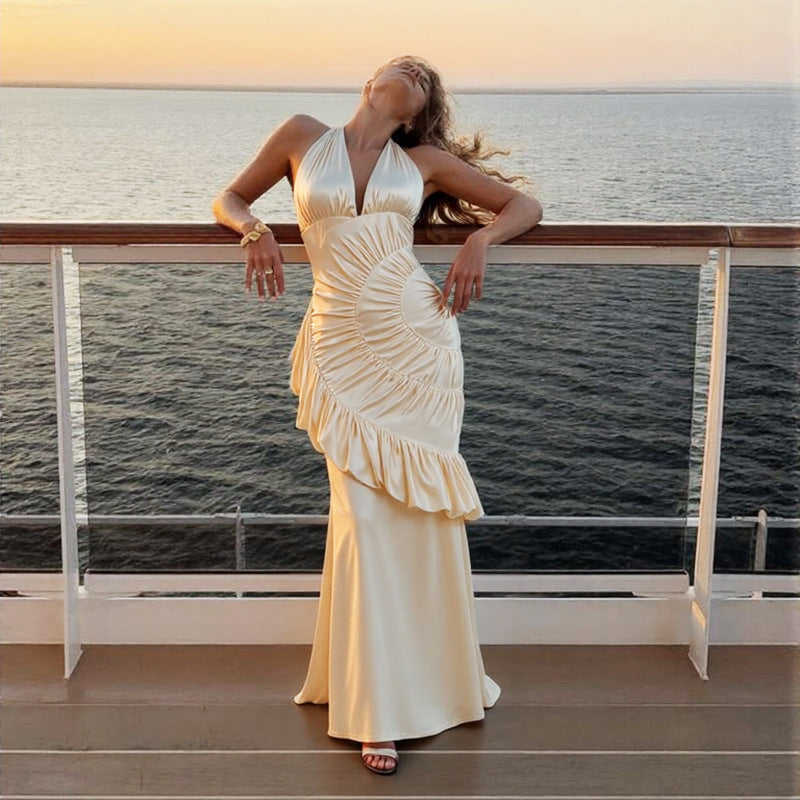 Damen Elegantes Maxikleid mit asymmetrischem Schnitt und raffinierten Drapierungen EB