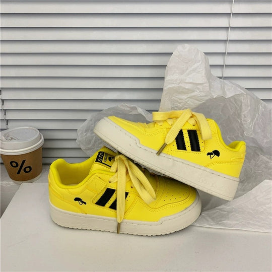 Damen Sportliche Sneakers mit komfortablem Schnellschnürsystem EB