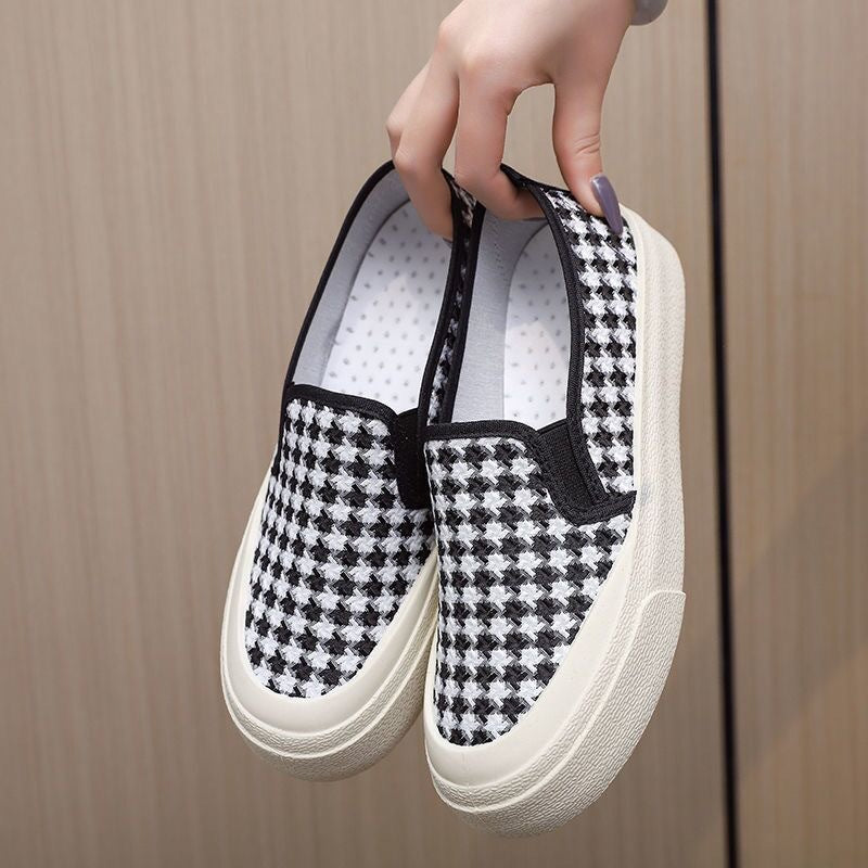 Damen modische Slip-On Sneakers mit Karomuster und flexiblem Fußbett EB