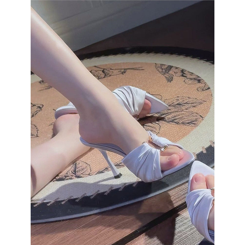 Damen Mules mit elegantem Rüschendesign und raffinierten Details EB
