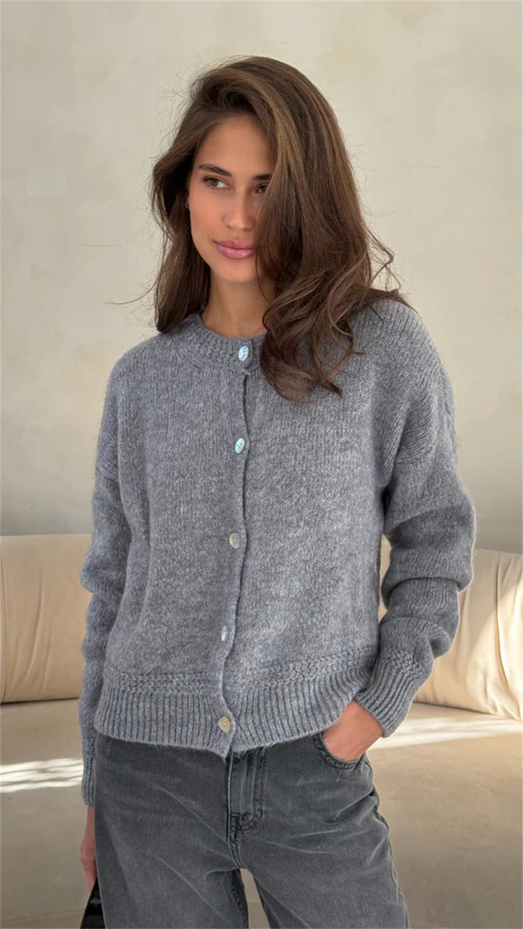 Damen kuschelige Strickjacke mit knöpfbarem Design und voluminösen Ärmeln EB