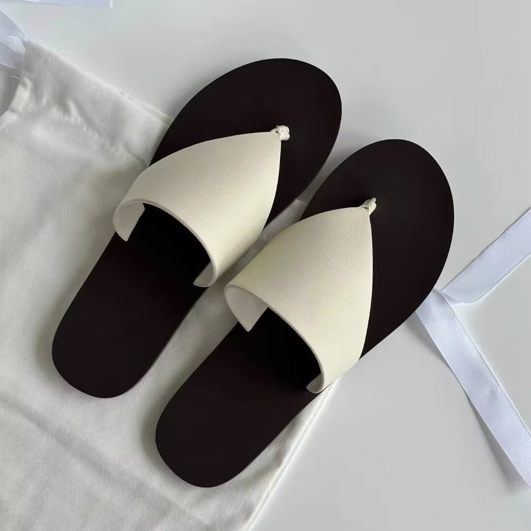 Damen Zehentrenner-Sandalen mit schickem Riemendesign und weichem Fußbett EB