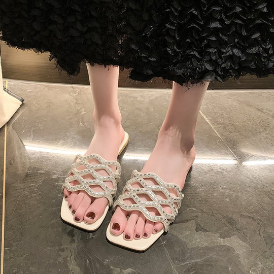Damen Glamouröse Sandalen mit geschwungenem Rhinestone-Akzent EB