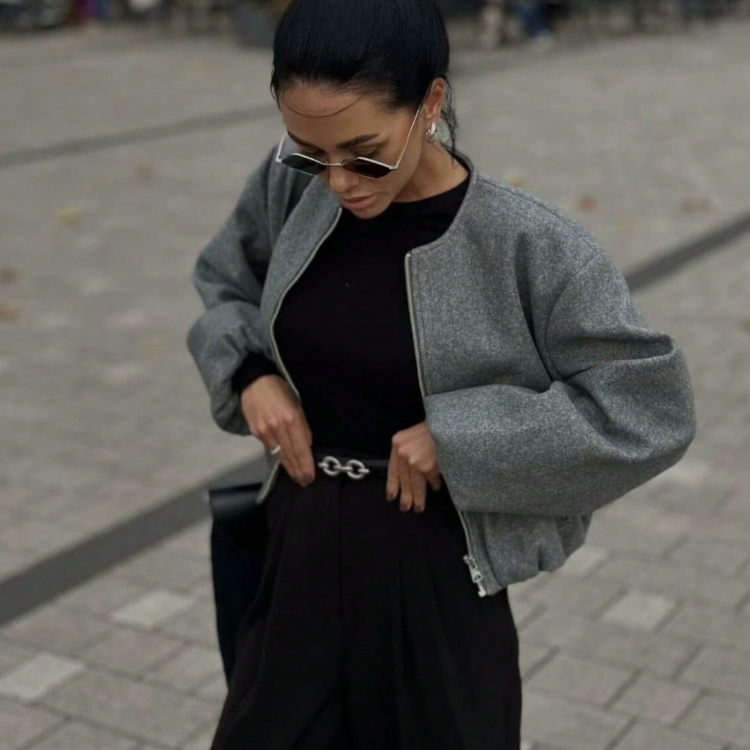 Damen modische kurz geschnittene Jacke mit voluminösen Ärmeln EB