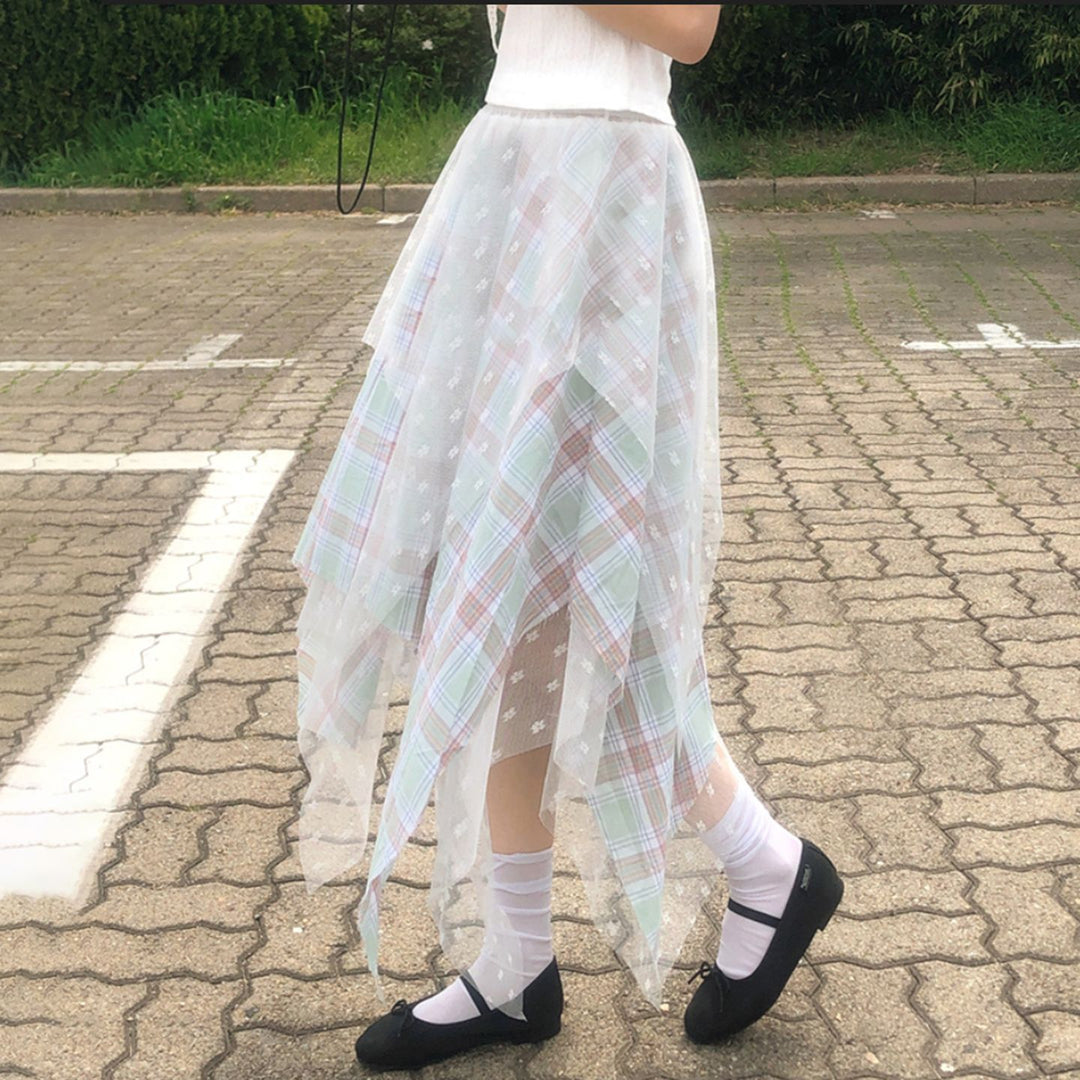 Damen Asymmetrischer Plissee-Rock mit transparentem Chiffonüberwurf und kariertem Design EB
