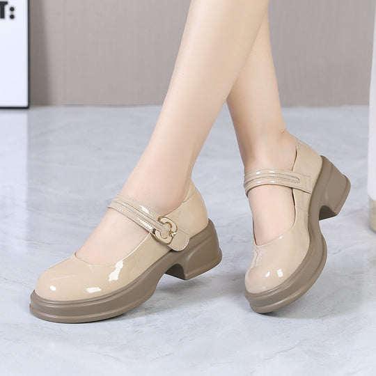 Damen Mary Jane Schuhe mit modischem Schnallenakzent und komfortablem Blockabsatz EB