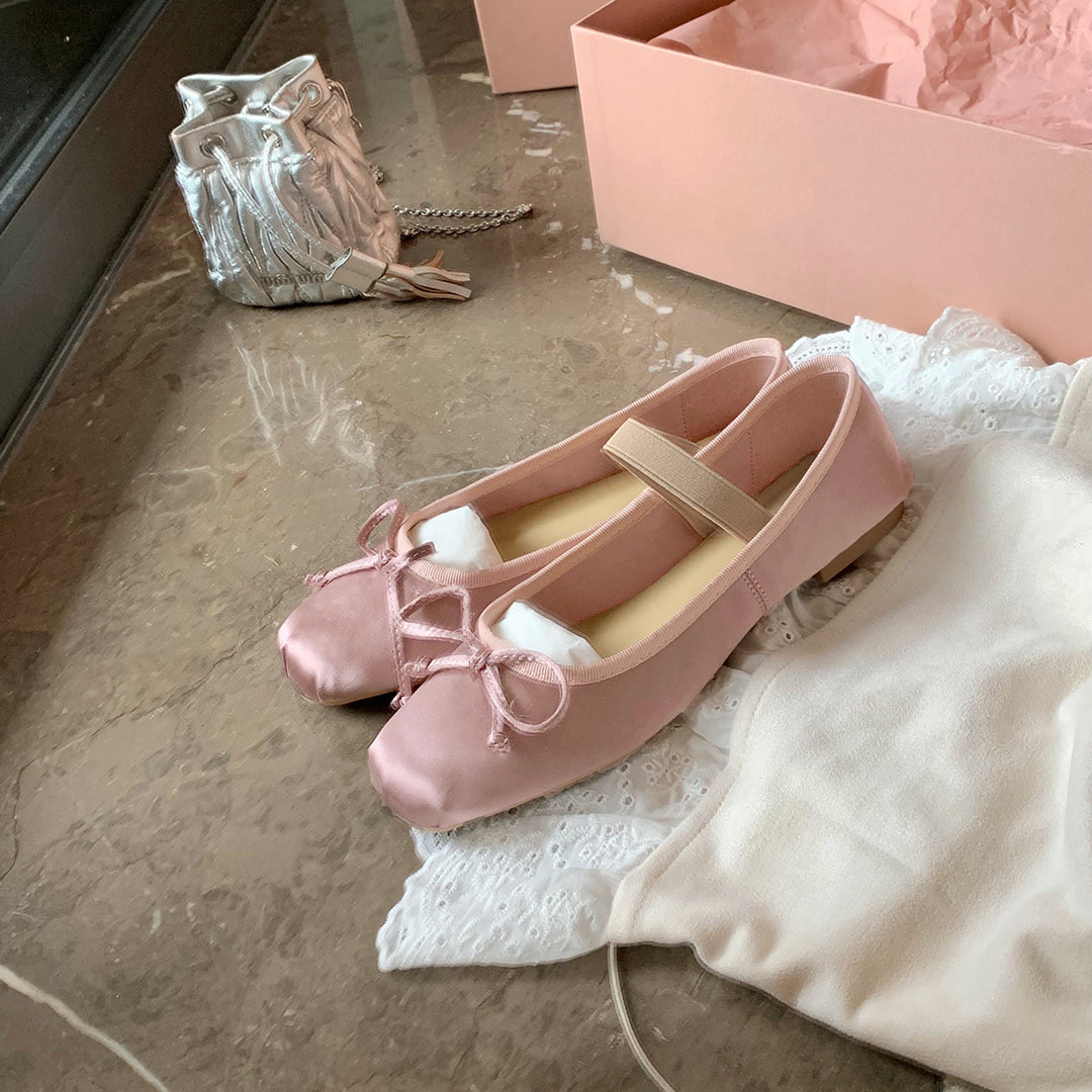 Damen Ballerina-Schuhe mit glamourösem Schleifendetail und flexiblem Riemendesign EB