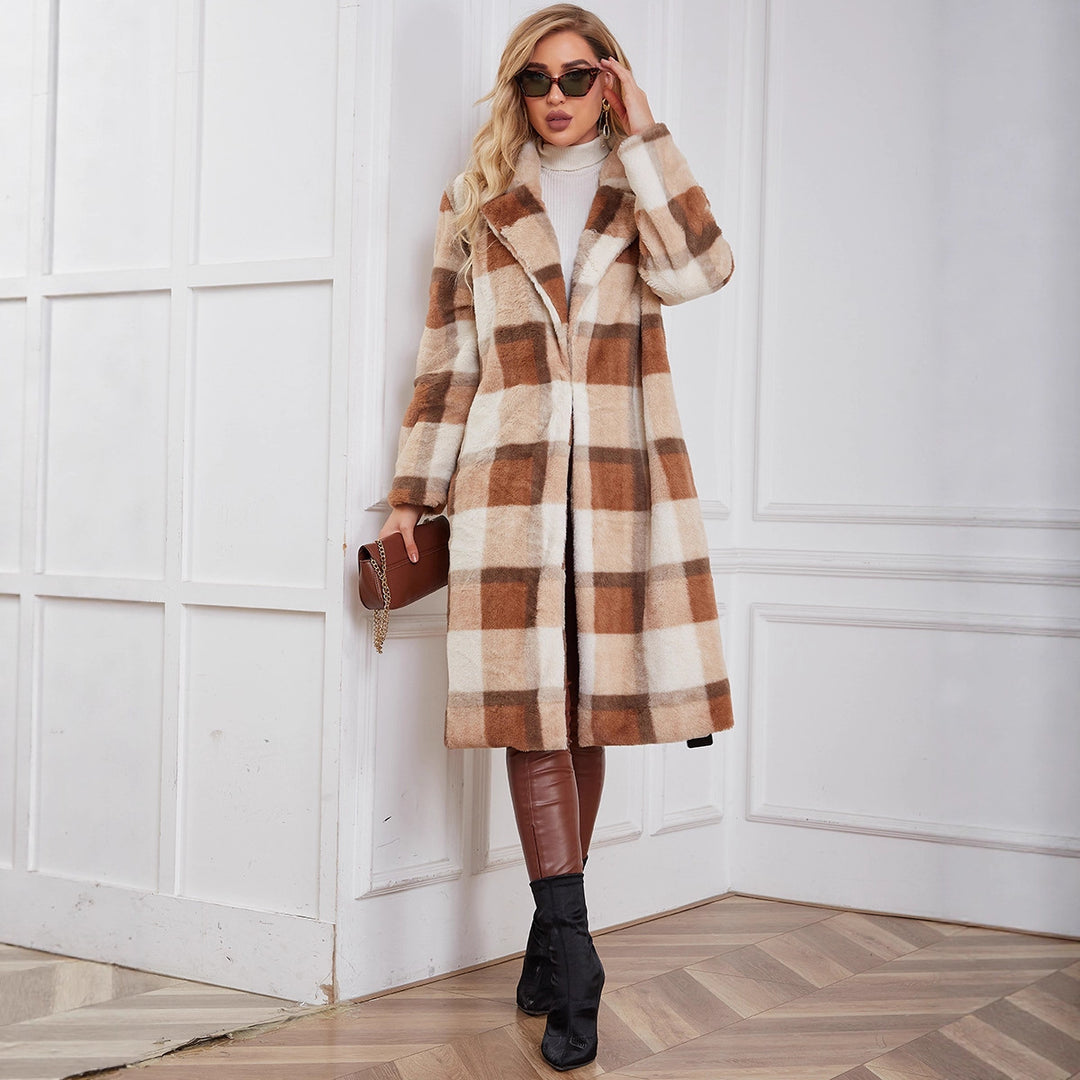 Damen Flauschiger Karomantel mit elegantem Revers und praktischen Taschen EB