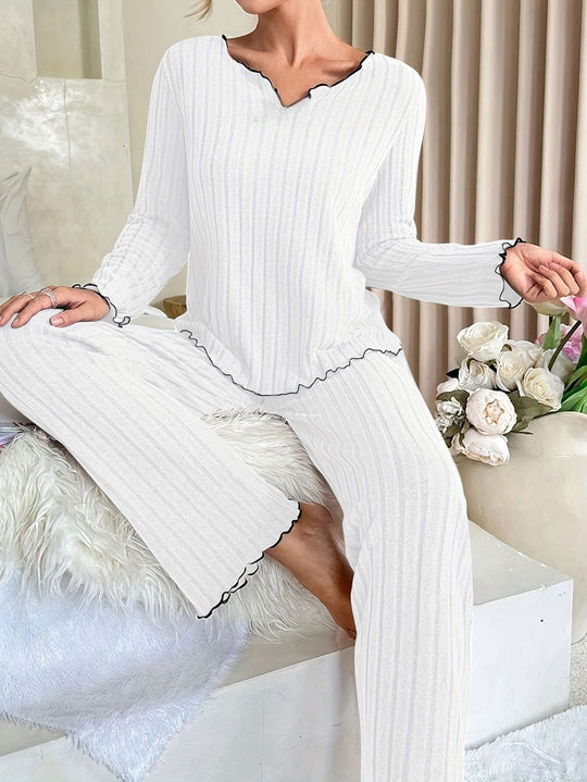 Damen Gemütlicher zweiteiliger Pyjama mit kontrastierenden Rüschen EB