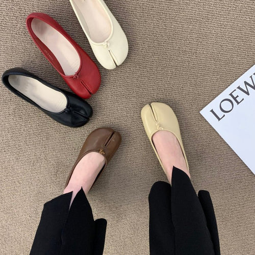 Damen Ballerinas mit eleganter Schlitz-Details und bequemer Innensohle EB