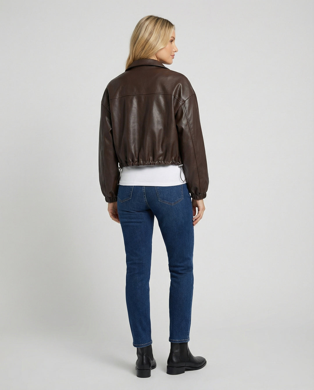 Damen kurz geschnittene Hemdjacke mit Kapuze, großen Pattentaschen und Kordelzugsaum EB
