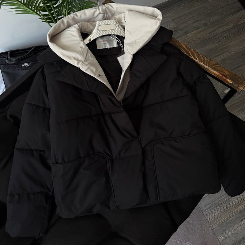 Damen Steppjacke mit großzügiger Kapuze und modernem Schnitt EB