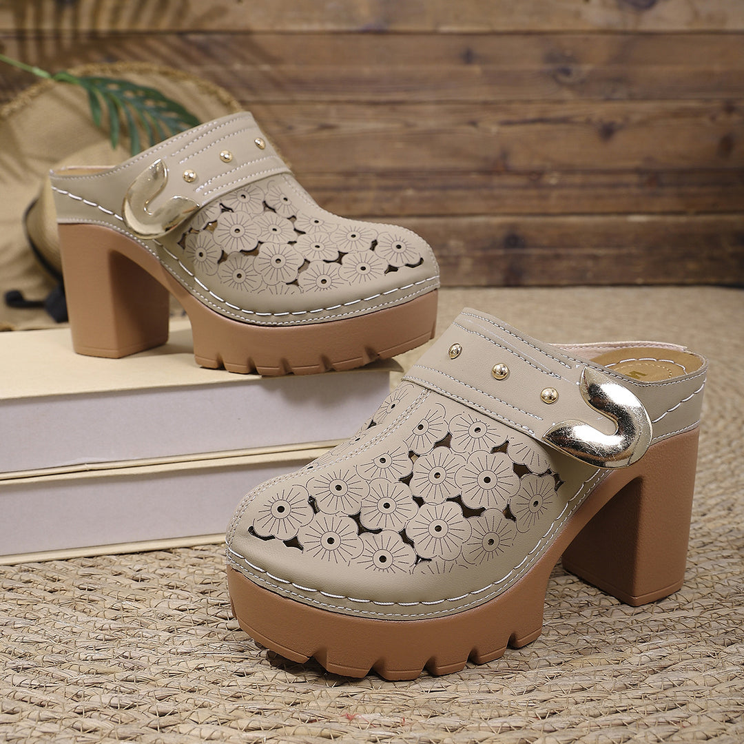 Damen Komfortable Clogs mit floraler Lochmusterung EB