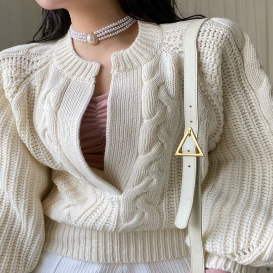 Damen Grobstrick-Pullover mit voluminösen Ärmeln und V-Ausschnitt EB
