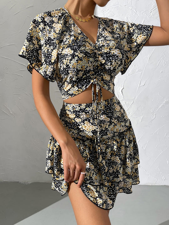 Damen Blumiges Mini-Kleid mit Raffungen und Rüschendetails EB