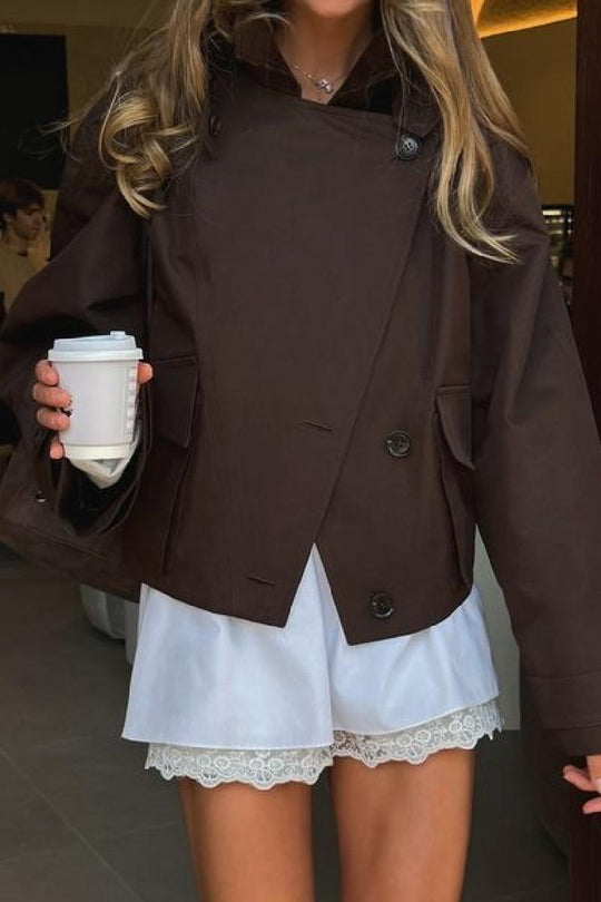 Damen Kurze Jacke mit lässigem Schnitt und großen Taschen EB