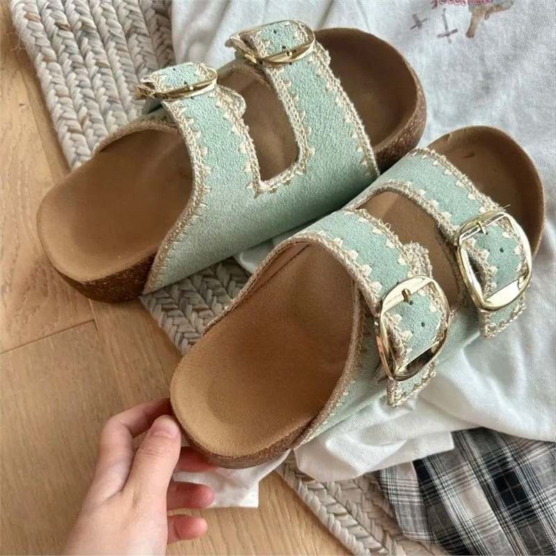 Damen Comfort-Sandalen mit zweifachen verstellbaren Riemen, gepolstertem anatomischem Fußbett und goldener Metallschnalle EB