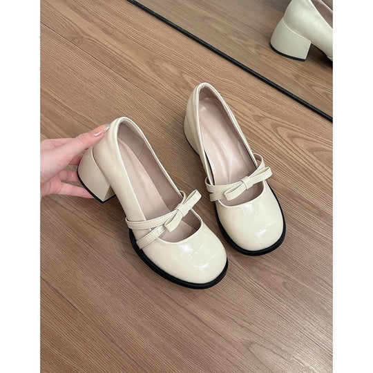 Damen Mary Jane Blockabsatz Schuhe mit verspieltem Schleifen-Detail EB