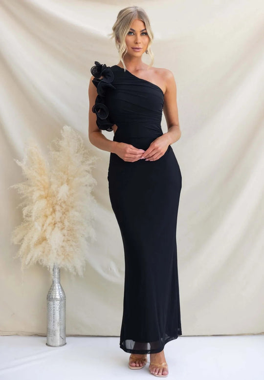 Damen Elegantes Rüschen-Maxikleid mit einem schulterfreien Design und figurbetontem Schnitt EB