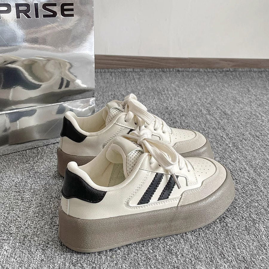 Damen Plattform Sneakers mit atmungsaktiver Obermaterialkombination und rutschfester Sohle EB
