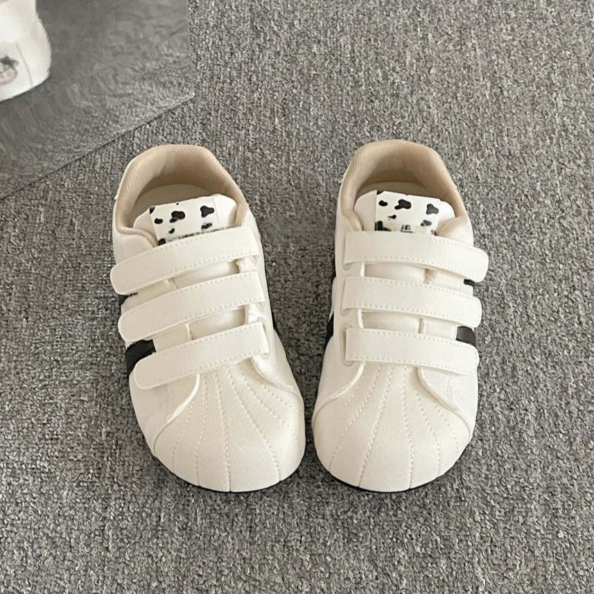 Damen Sneakers mit praktischem Klettverschluss und stylischen Tierapplikationen EB